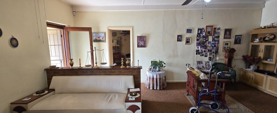 5 Bedroom Property for Sale in Riviersonderend Western Cape